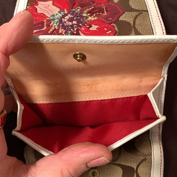 Coach Monogram Poppy wallet - Picture 5 of 14